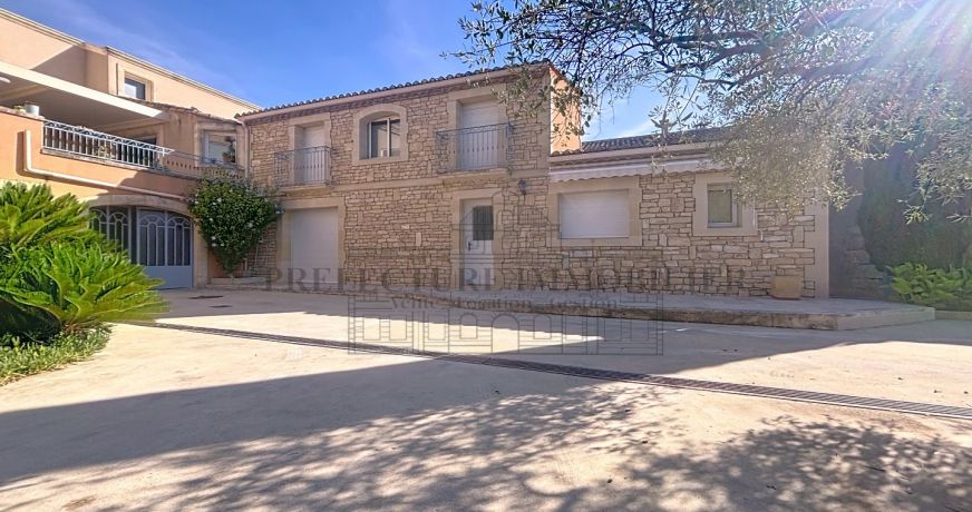 vente Demeure de ville et village Sommieres