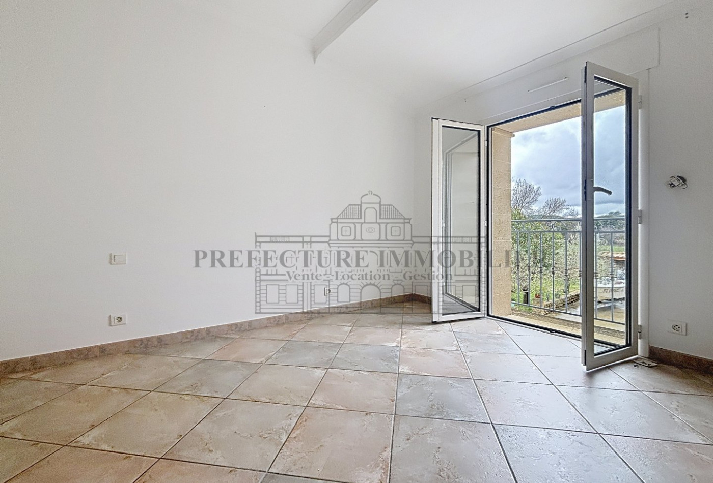 vente Appartement en rez de jardin Sommieres - Photo 4