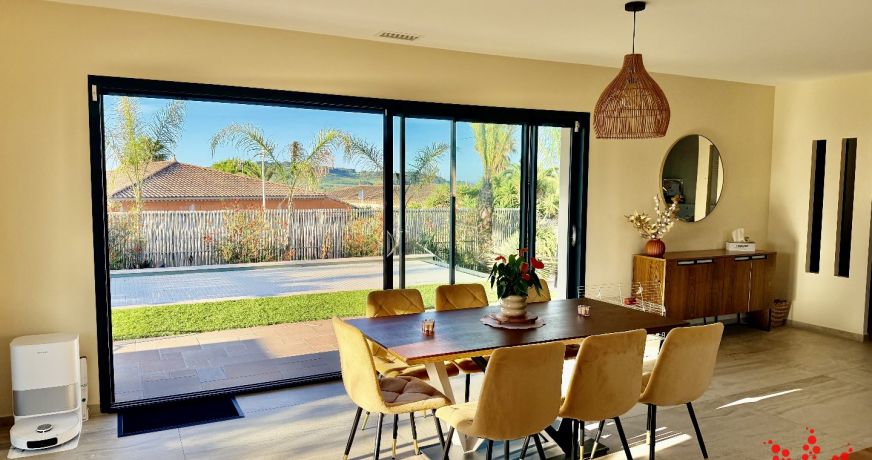 location Villa Saint Genies De Fontedit