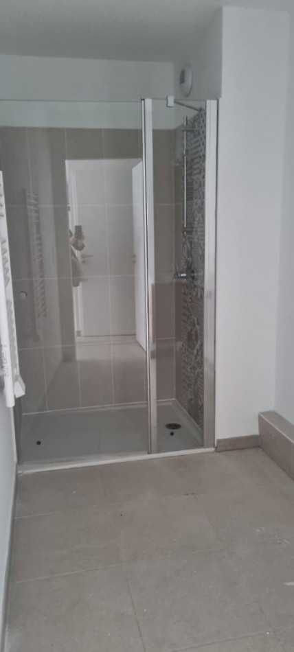 location Appartement Nimes - Photo 3