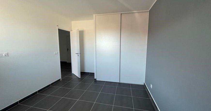 location Appartement Serignan