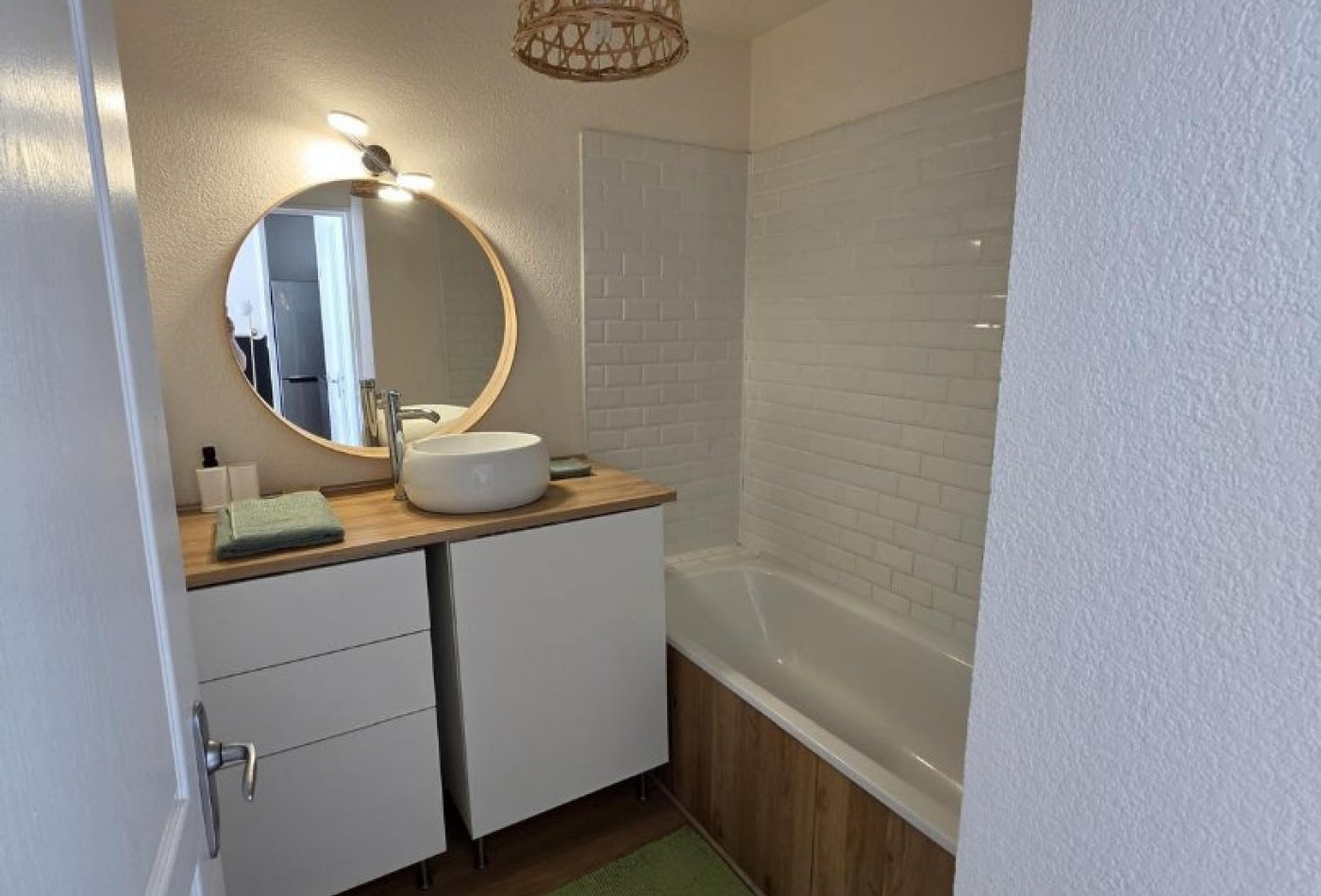location Appartement Saint Clement De Riviere - Photo 6