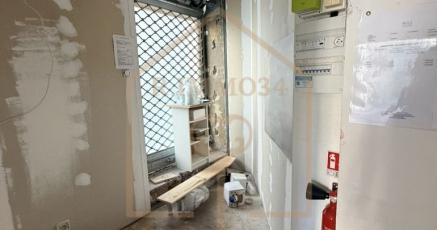 location Local commercial Beziers