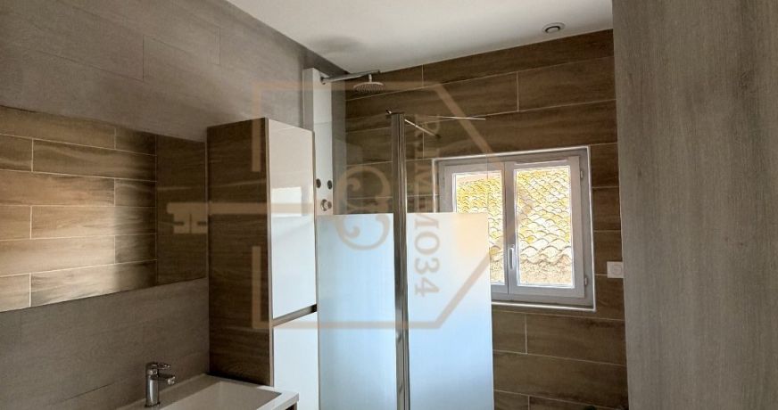 location Maison de village Saint Thibery