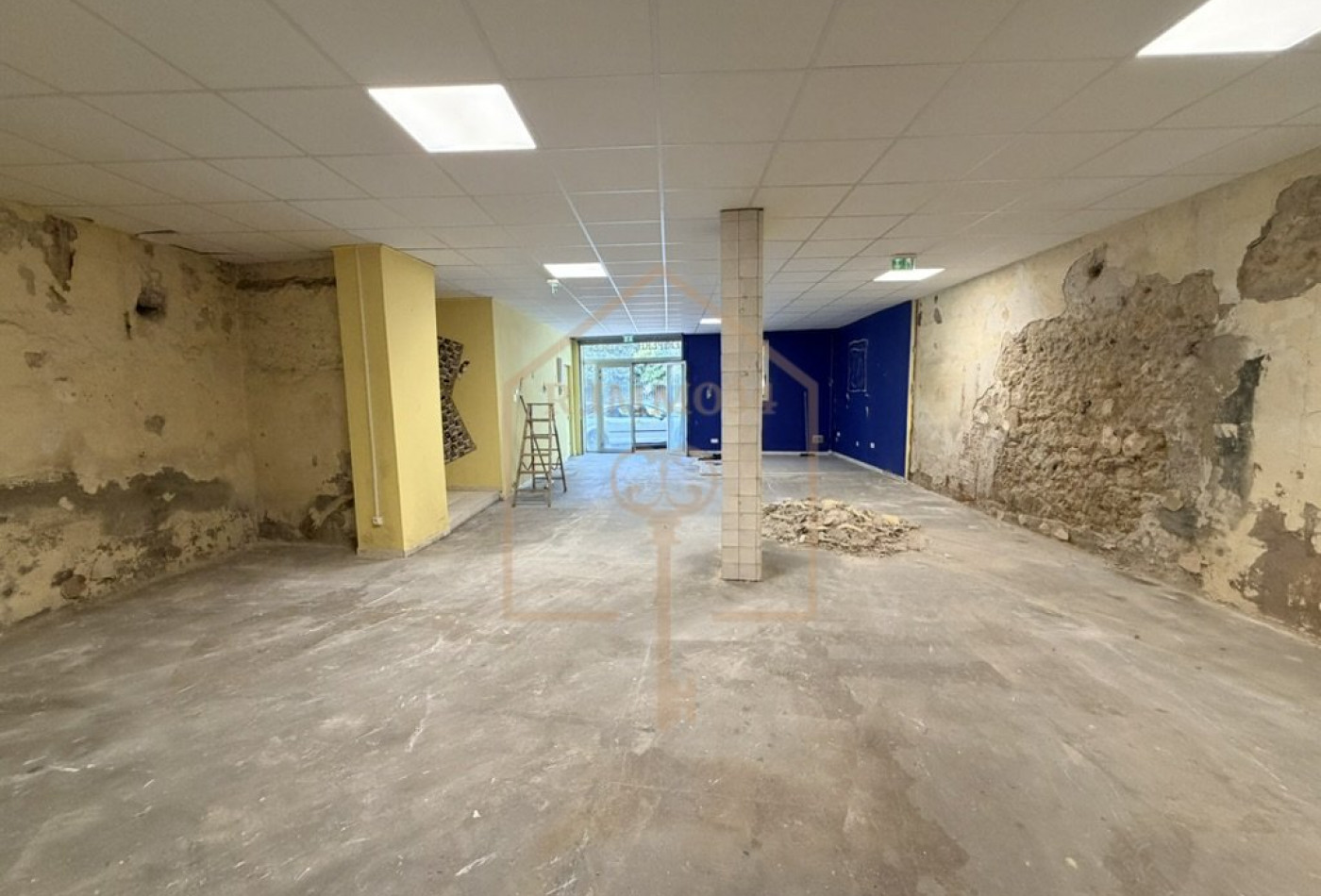 location Ateliers et bureaux Beziers - Photo 1