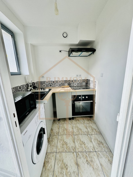 location Appartement rénové Beziers - Photo 2