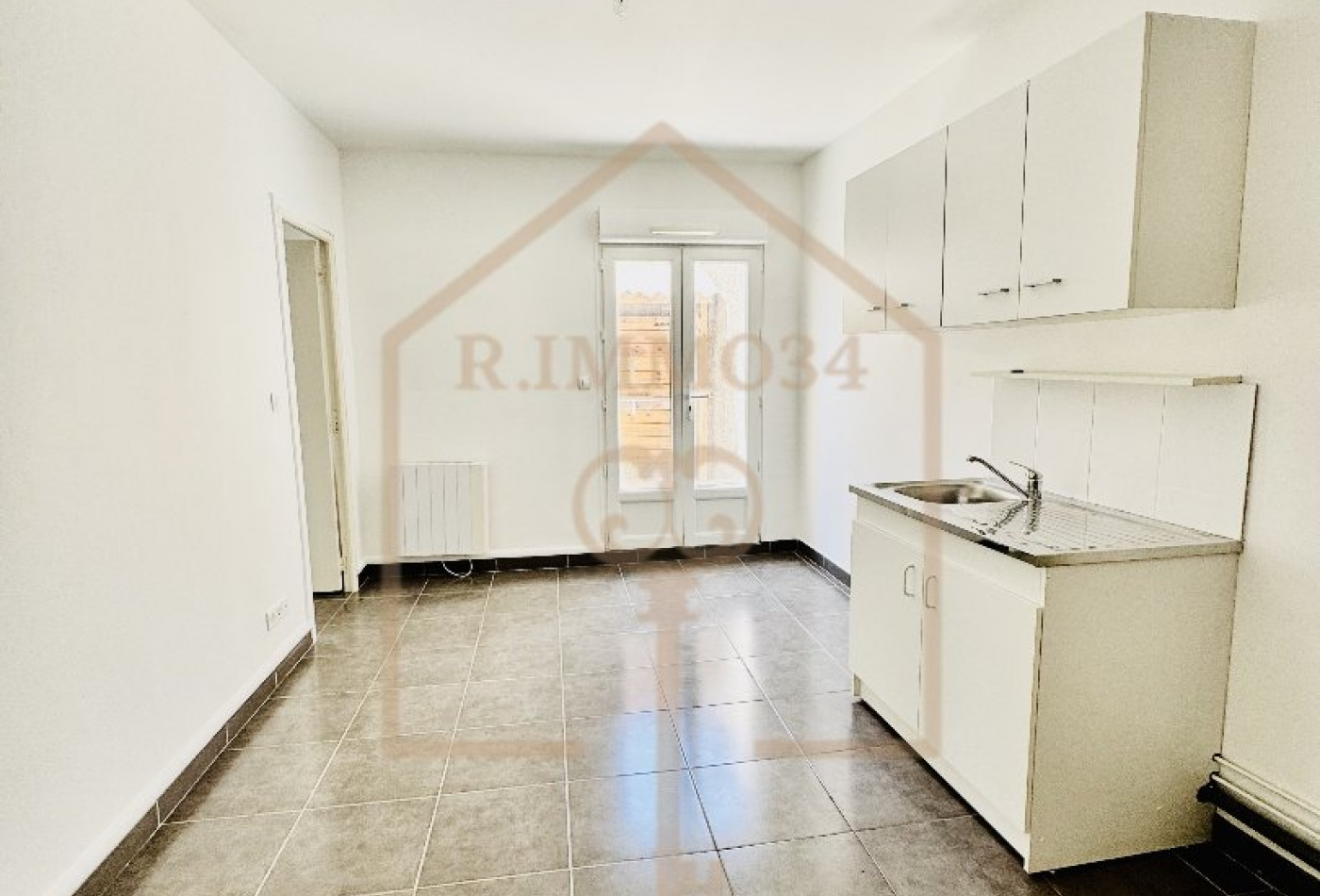 location Appartement Florensac - Photo 2