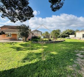 à vendre Servian