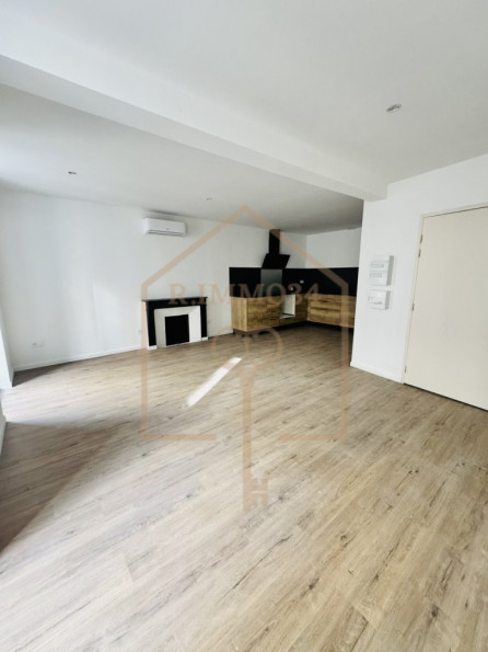 location Appartement rénové Beziers - Photo 1
