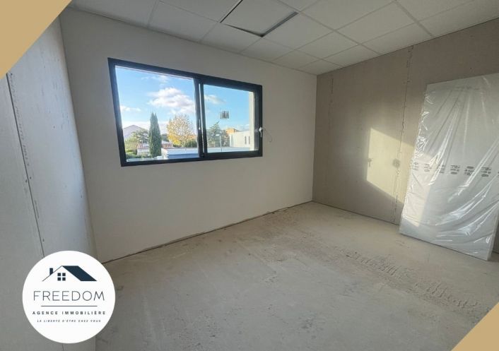 location Local commercial Nissan Lez Enserune