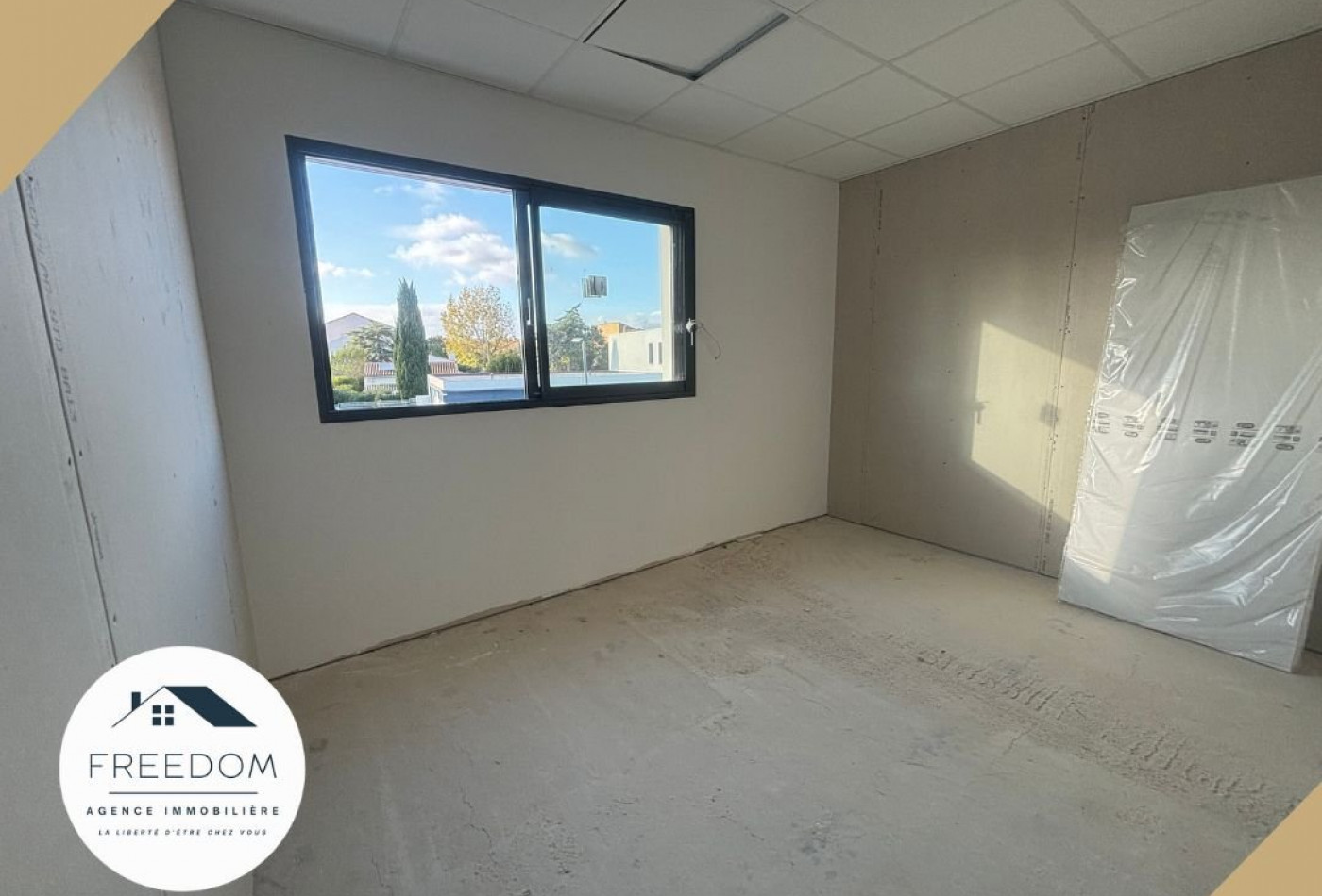 location Local commercial Nissan Lez Enserune - Photo 4