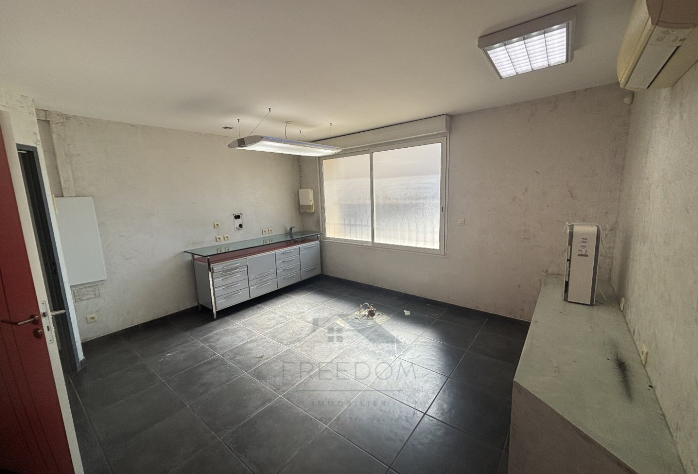 location Local commercial Nissan Lez Enserune - Photo 3