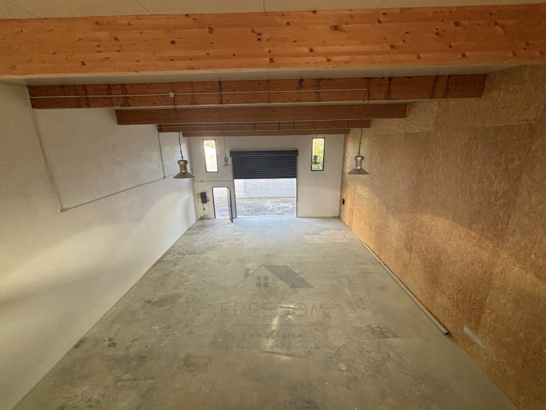 location Bâtiment Colombiers - Photo 3