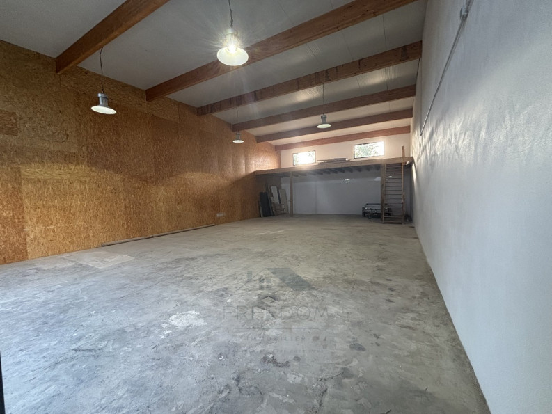 location Bâtiment Colombiers - Photo 2