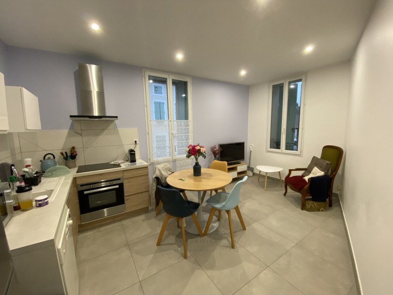 location Appartement rénové Nissan Lez Enserune - Photo 3