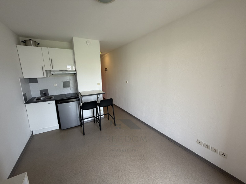 location Appartement ancien Beziers - Photo 2