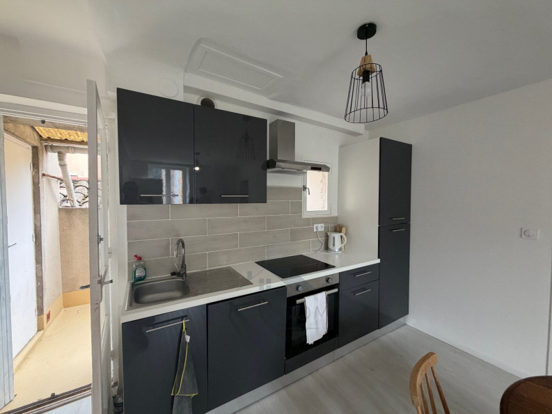 location Appartement rénové Bedarieux - Photo 1