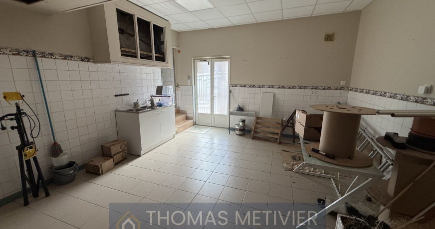 location Local commercial Beziers