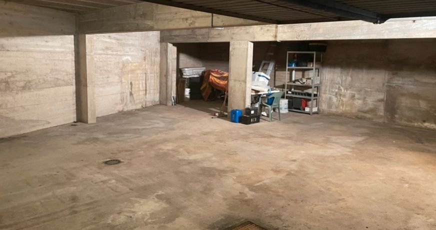 vente Garage Sete