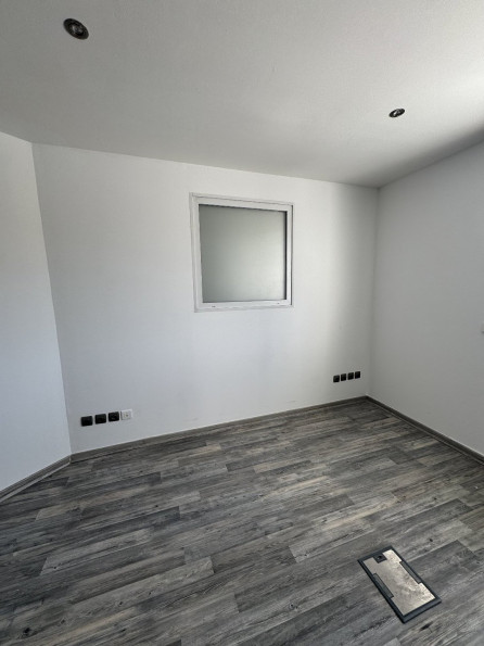 location Ateliers et bureaux Montpellier - Photo 4