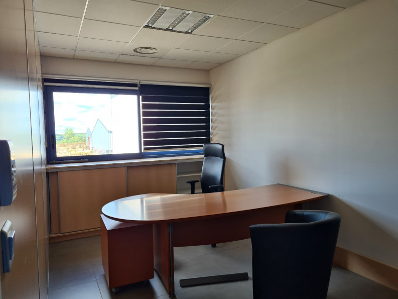 location Bureau Castries - Photo 9