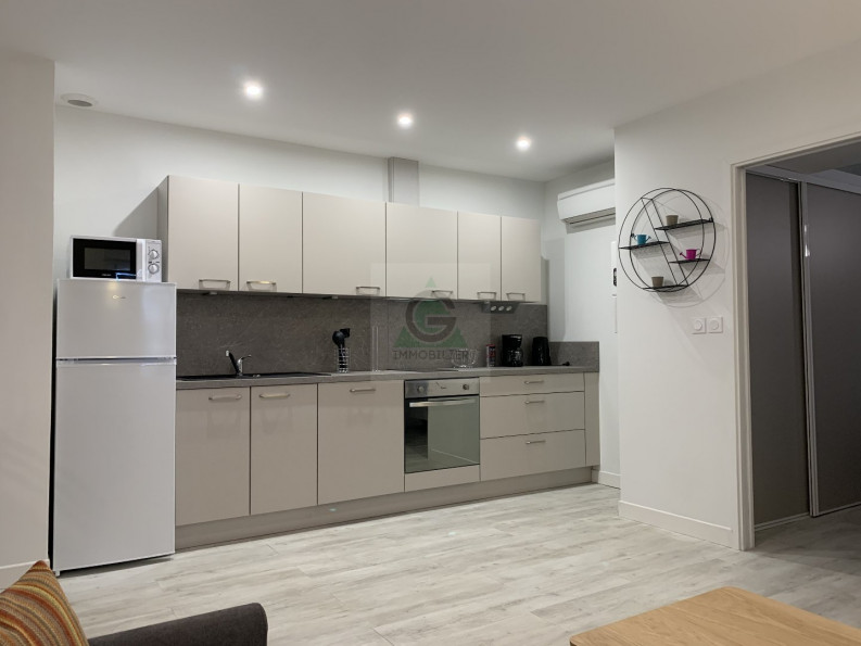 location Appartement Castries - Photo 2