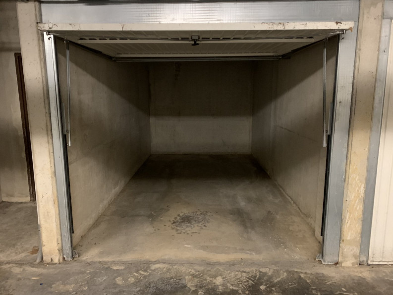 location Garage Baillargues - Photo 2