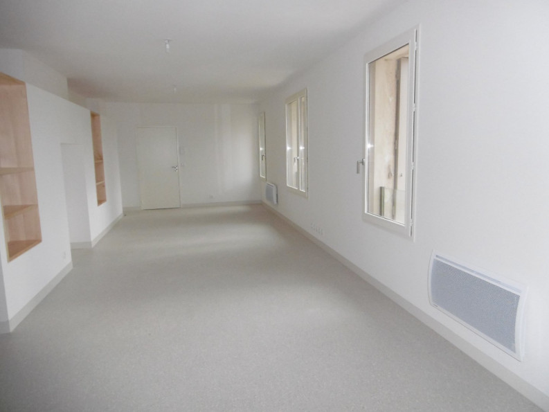 location Appartement Saint Clement De Riviere - Photo 4