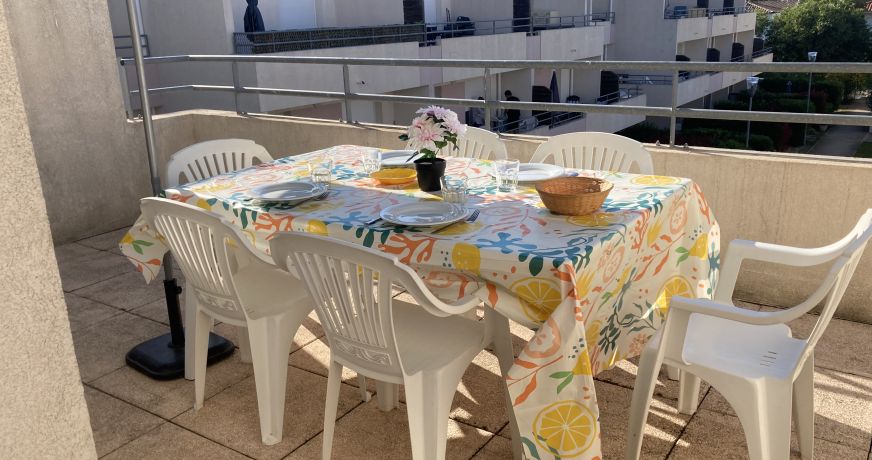 vente Duplex Port Camargue