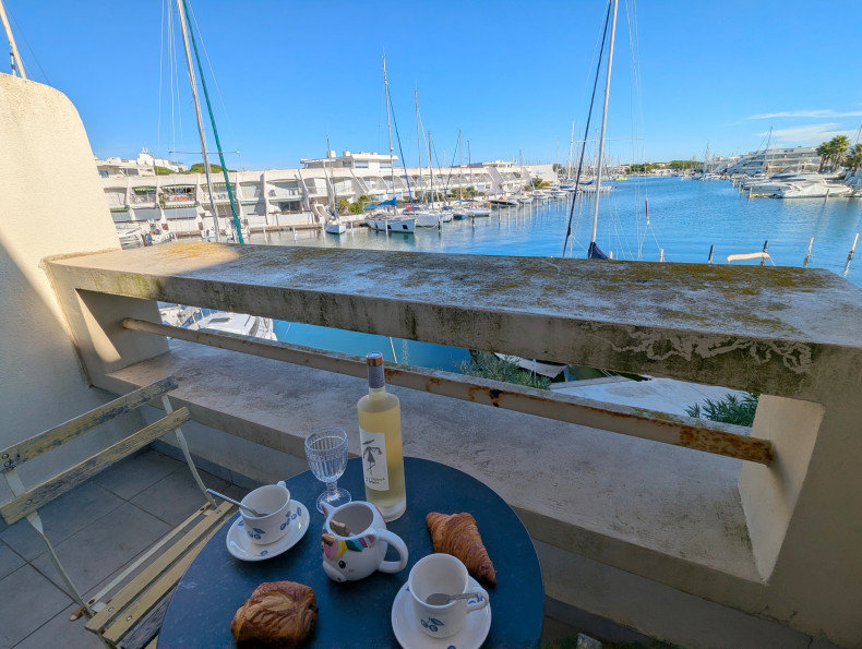 vente Appartement en marina Port Camargue - Photo 4