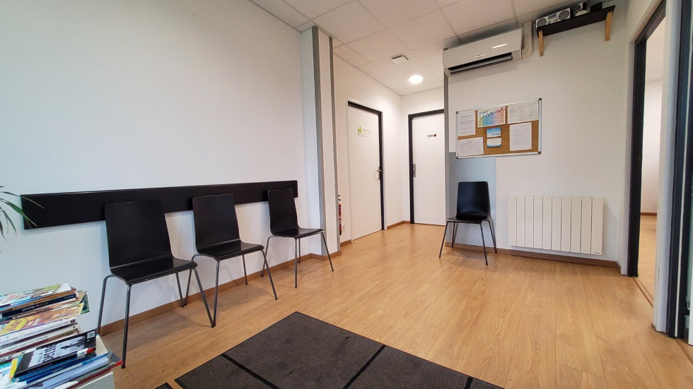 vente Locaux d'activité Grand Fougeray - Photo 3