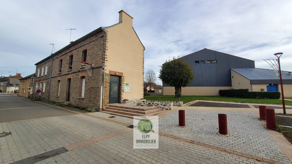 location Locaux d'activité Bain De Bretagne - Photo 1