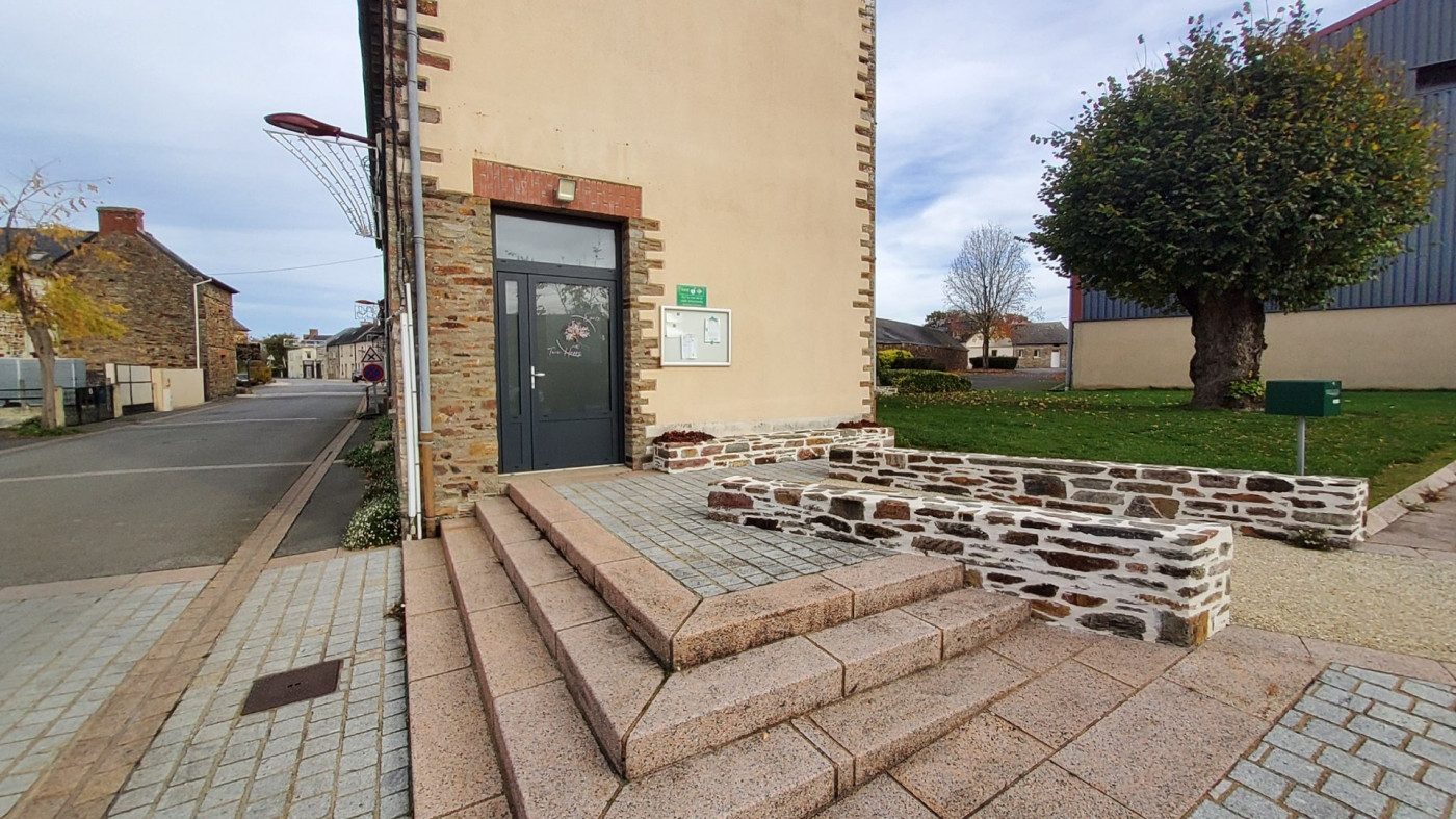 à louer Locaux d'activité Bain De Bretagne - Photo 7