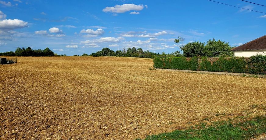 vente Terrain diffus (hors lotissement) Issoudun