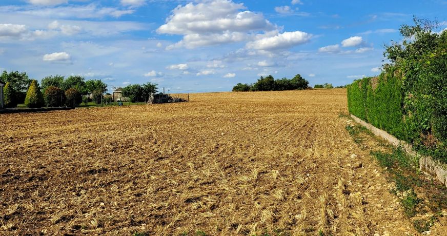 vente Terrain diffus (hors lotissement) Issoudun