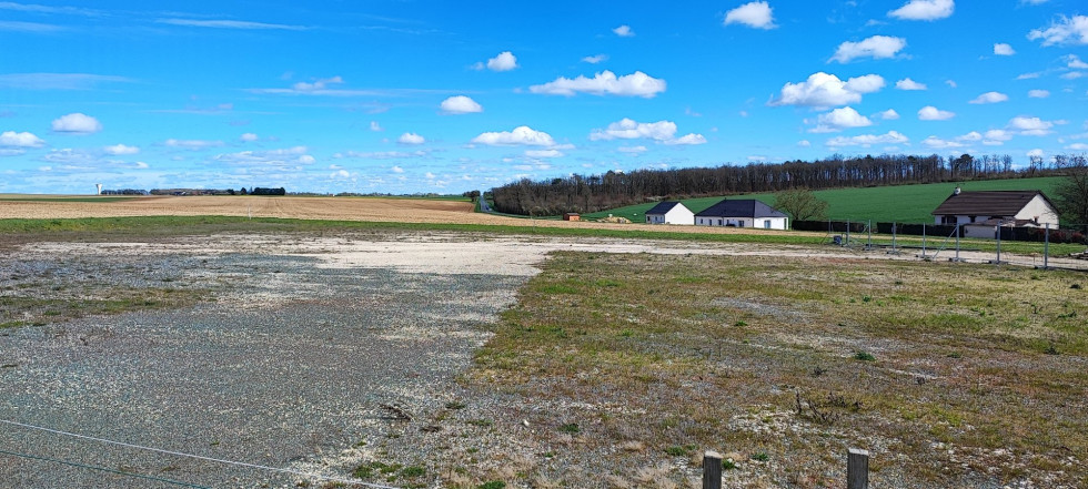 vente Terrain constructible Saint Caprais - Photo 3