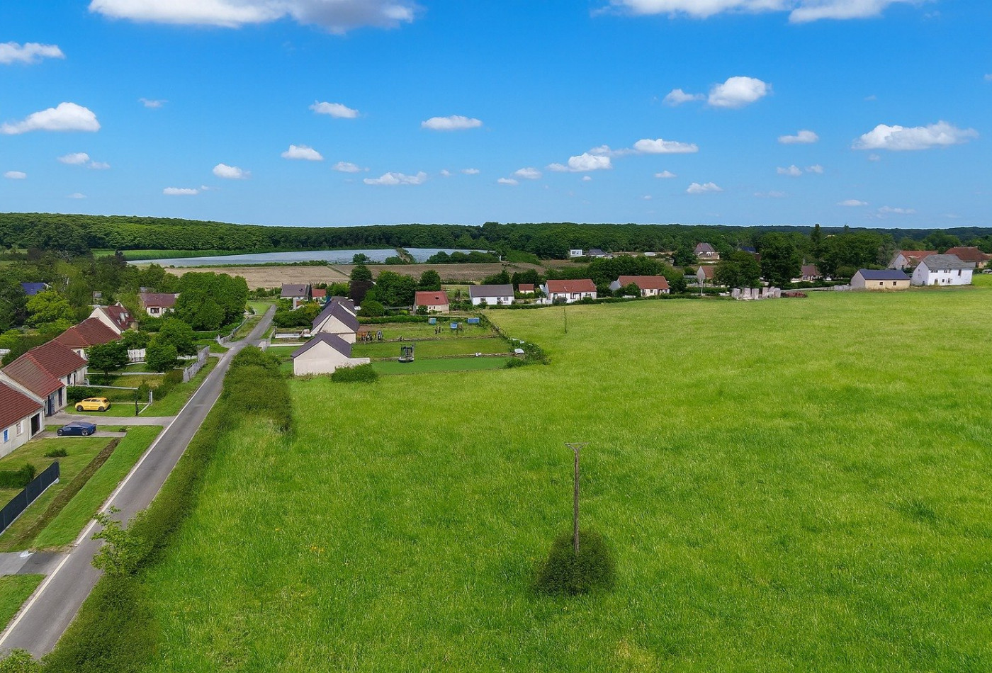 vente Terrain constructible Saint Eloy De Gy - Photo 1