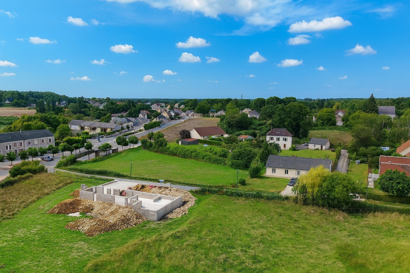 à vendre Terrain constructible Saint Eloy De Gy - Photo 1