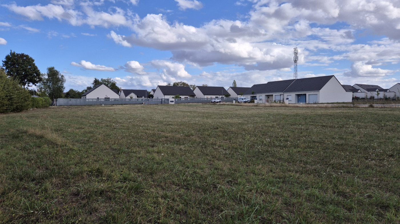 à vendre Terrain constructible Baugy - Photo 2