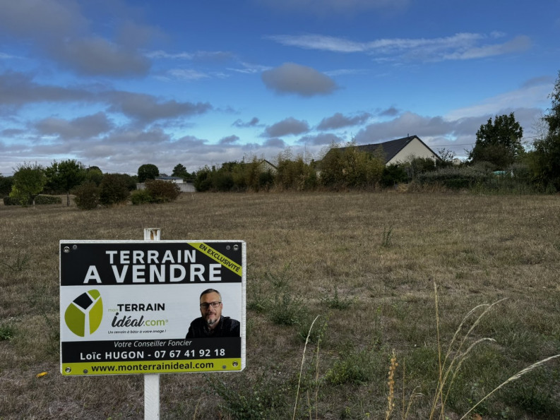 vente Terrain constructible Saint Caprais - Photo 1