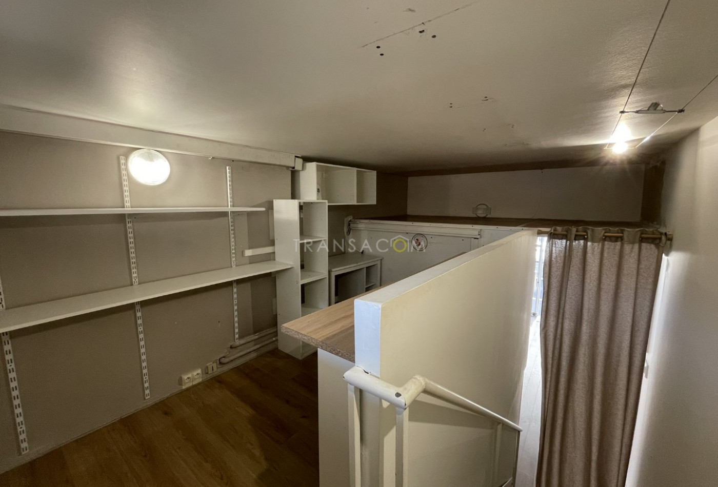 location Local commercial Tours - Photo 5