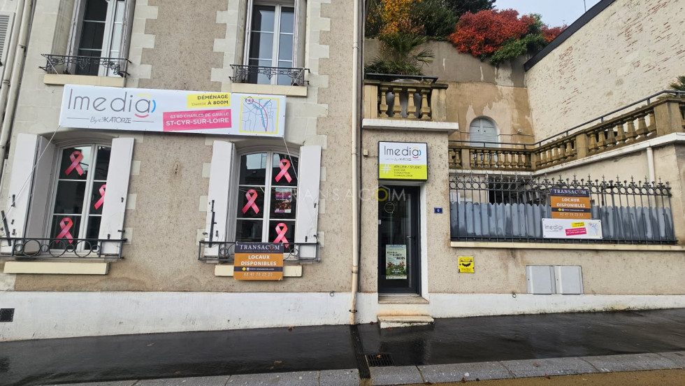 location Local commercial Tours - Photo 6