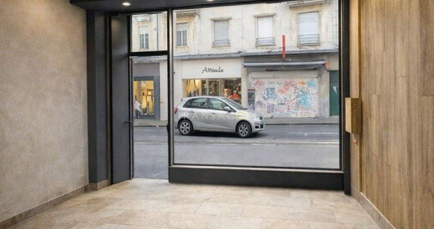 location Local commercial Tours