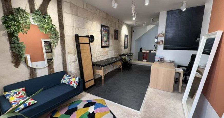 location Local commercial Tours