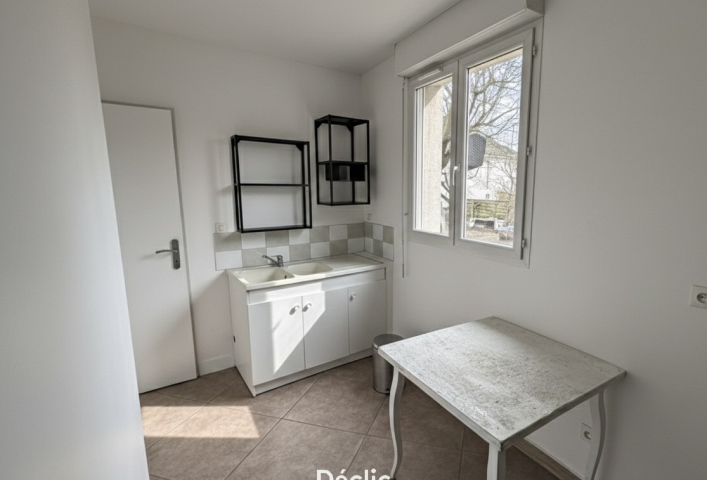 location Local commercial Saint-pierre-des-corps - Photo 5