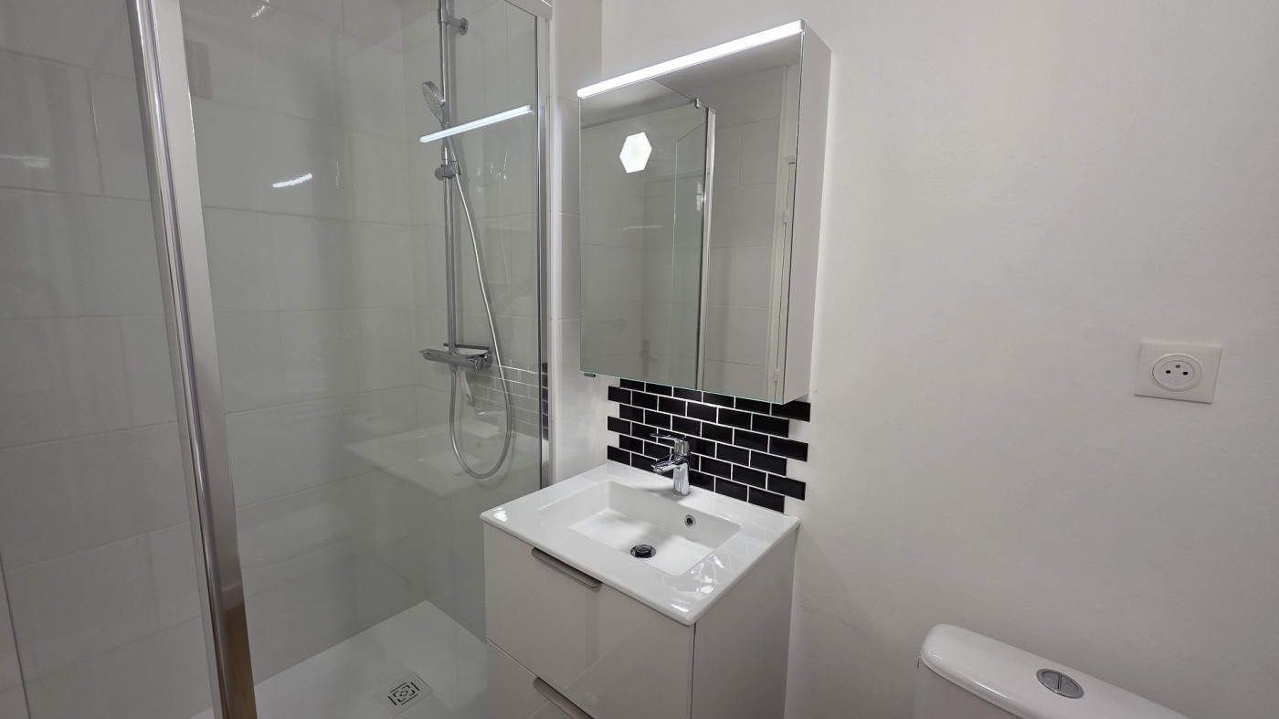 location Appartement en résidence Tours - Photo 4