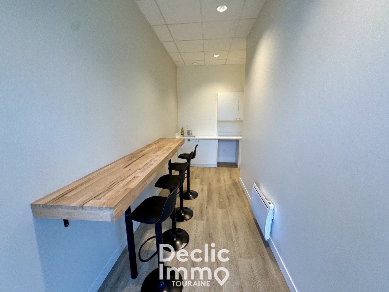 location Bureau Tours - Photo 2