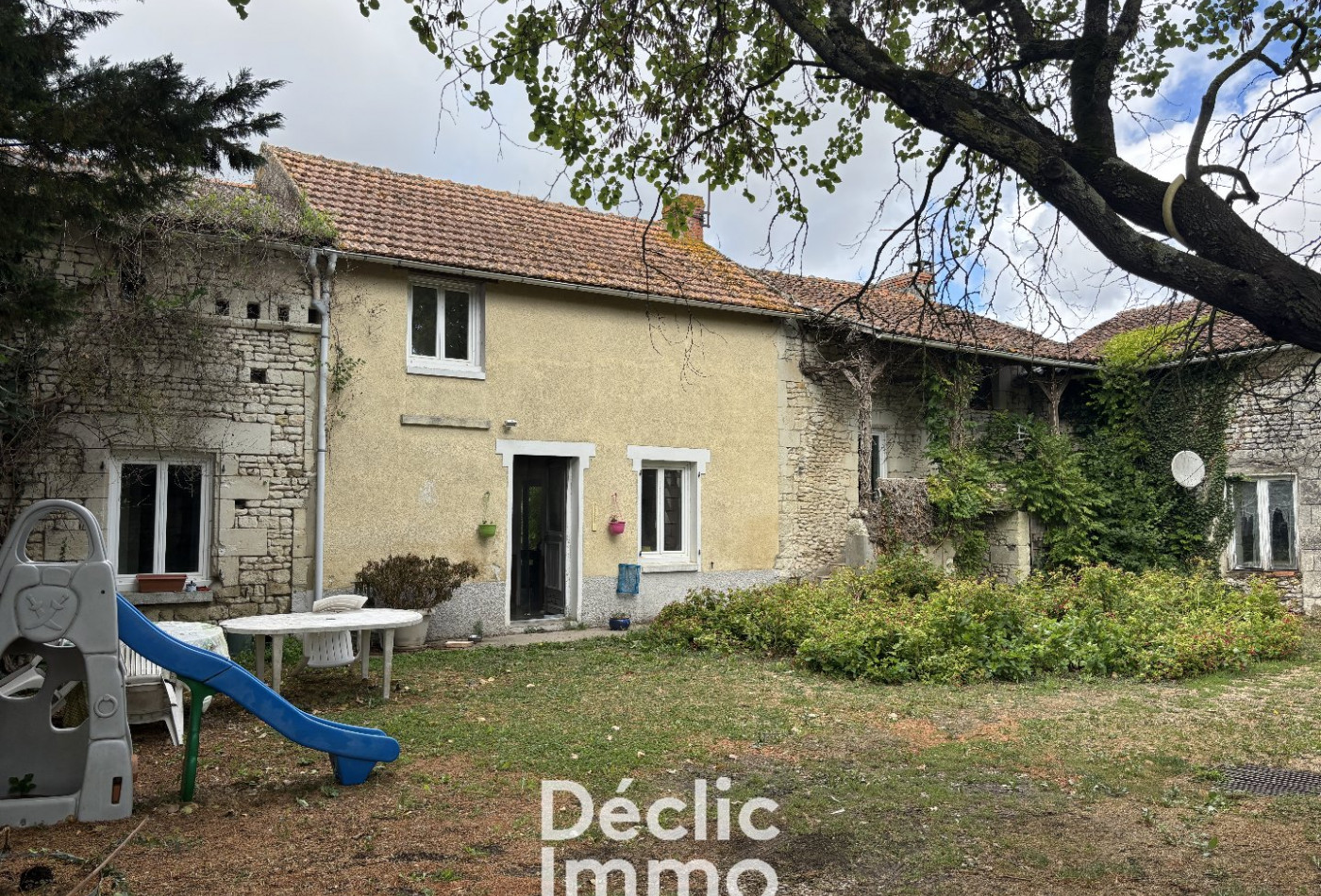 vente Maison de campagne Jaulnay - Photo 2