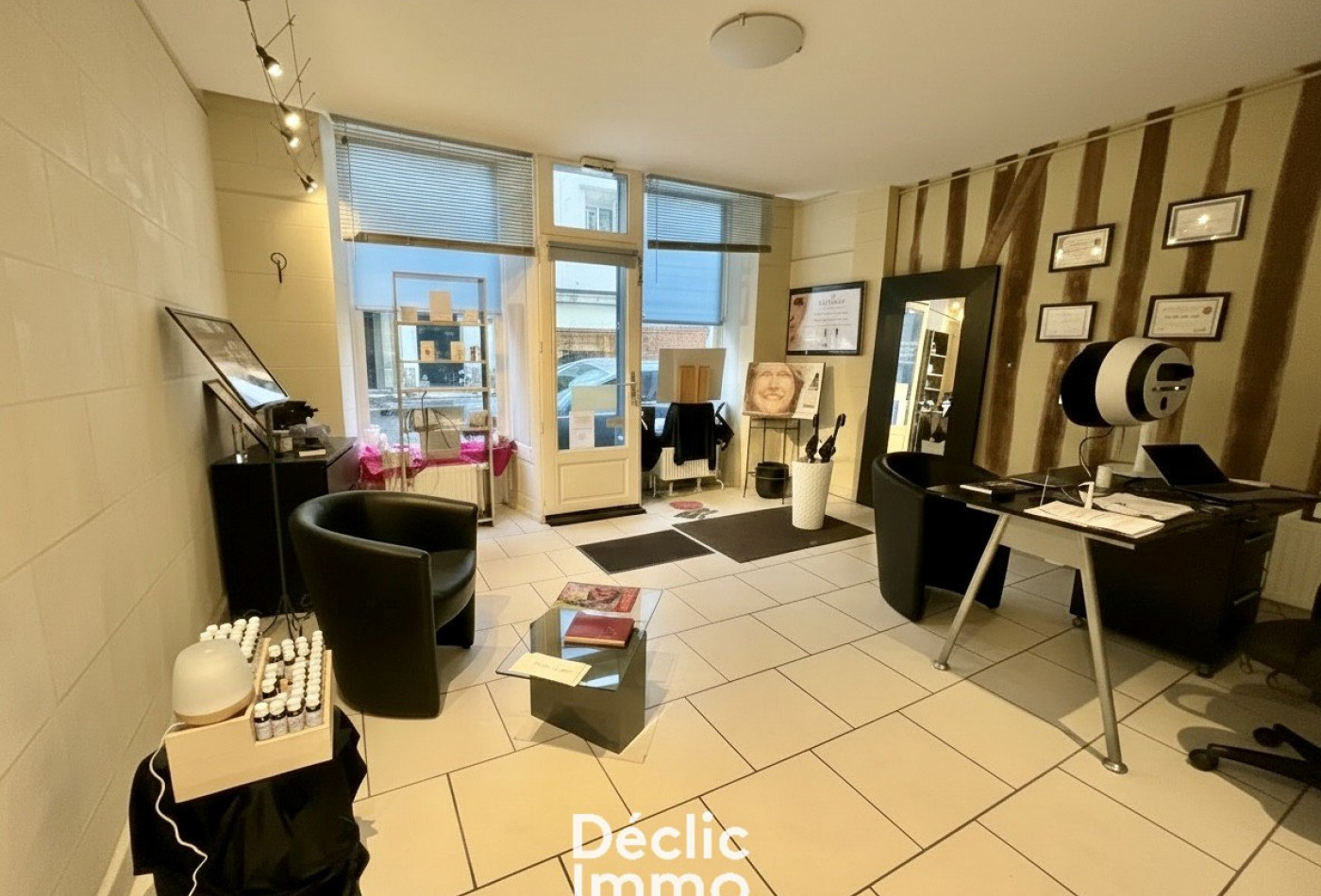 vente Locaux d'activité Tours - Photo 2