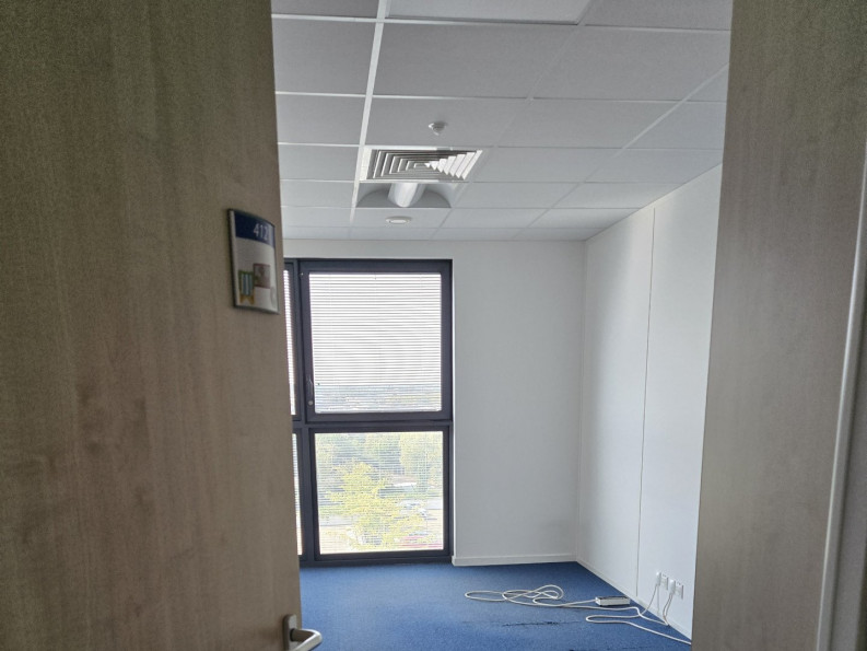 location Bureau Tours - Photo 4